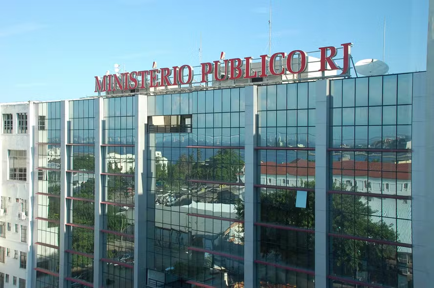 MPRJ denuncia 11 policiais militares suspeitos de receber propina; cabo foi preso