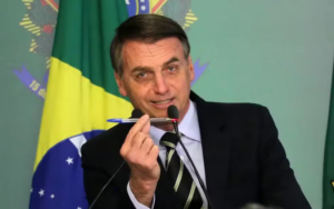 Defesa diz que Bolsonaro ‘jamais soube’ que Flávio divulgaria carta em apoio a pré-candidatura