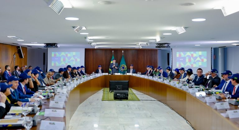 Grupo neonazista planejava explodir o Palácio do Planalto com Lula dentro