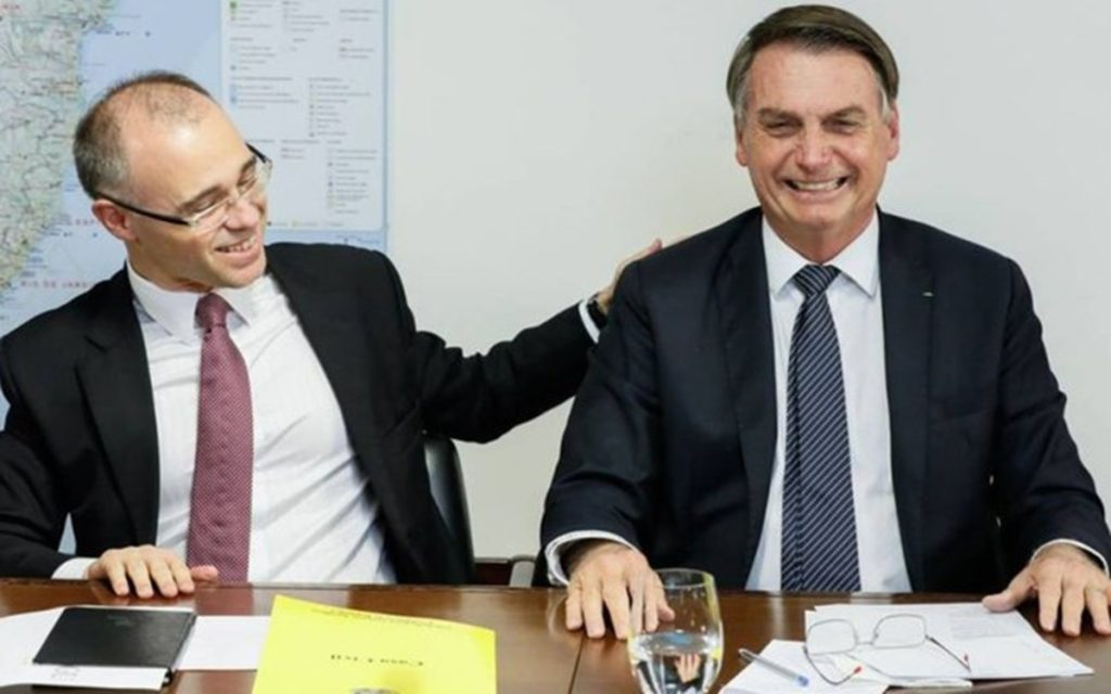 Xadrez de Mendonça 2: os negócios do ITER com o Conselho Federal de Contabilidade