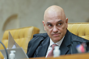 Vídeo desmente Moraes, que disse em abril ‘jamais’ ter voado em aeronaves de Vorcaro