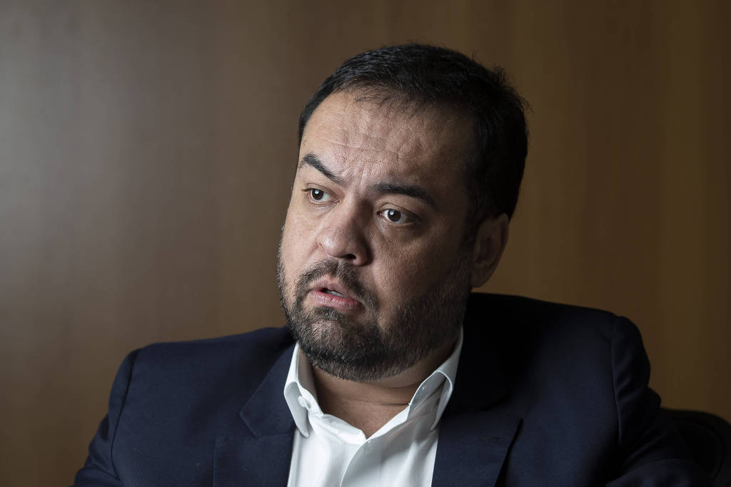 Castro diz que procurou Mendonça para saber se havia ordem judicial para não soltar Cabral