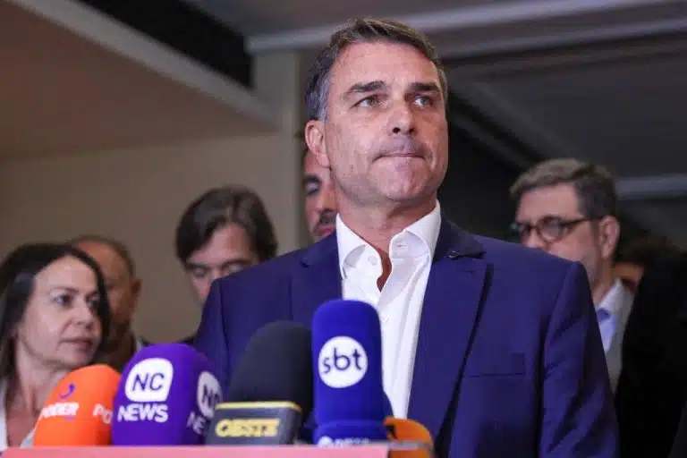 Corrupção do Máster passa a ser mais associada a Bolsonaro