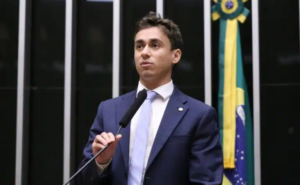 Nikolas pode perder mandato após pedido de cassação por áudios com Vorcaro