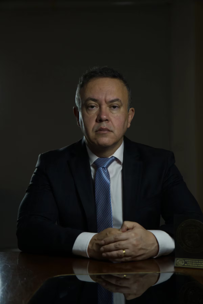 Relatório usado por Moraes não poderia circular fora da PF, diz chefe de entidade dos delegados